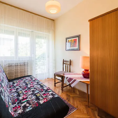 Apartmán Komfortables Nur 200 Meter Zum Sandstrand Mit Meerblick, Liegewiese, Grill