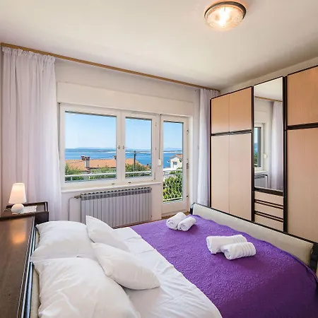 Komfortables Nur 200 Meter Zum Sandstrand Mit Meerblick, Liegewiese, Grill Apartmán