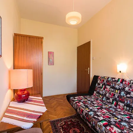 Komfortables Nur 200 Meter Zum Sandstrand Mit Meerblick, Liegewiese, Grill Apartman Crikvenica