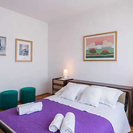 Apartman Komfortables Nur 200 Meter Zum Sandstrand Mit Meerblick, Liegewiese, Grill Crikvenica