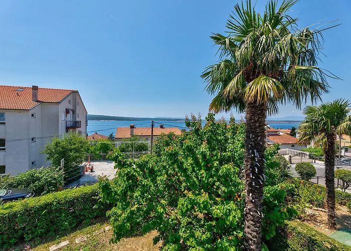 Komfortables Nur 200 Meter Zum Sandstrand Mit Meerblick, Liegewiese, Grill Lägenhet